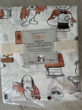 NWT Pottery Barn Kids ~Peanuts Halloween~ QUEEN Organic Snoopy Sheet Set